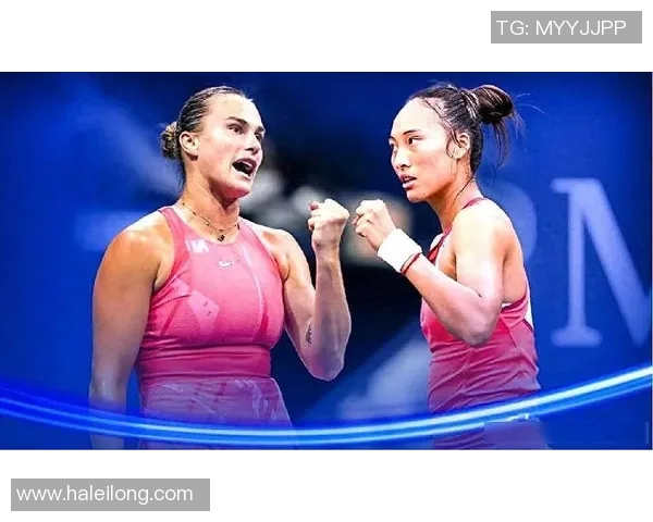 足球场上的魅力对决:球星与美女携手演绎赛场风采与激情 足球场上的魅力对决:球星与美女携手演绎赛场风采与激情